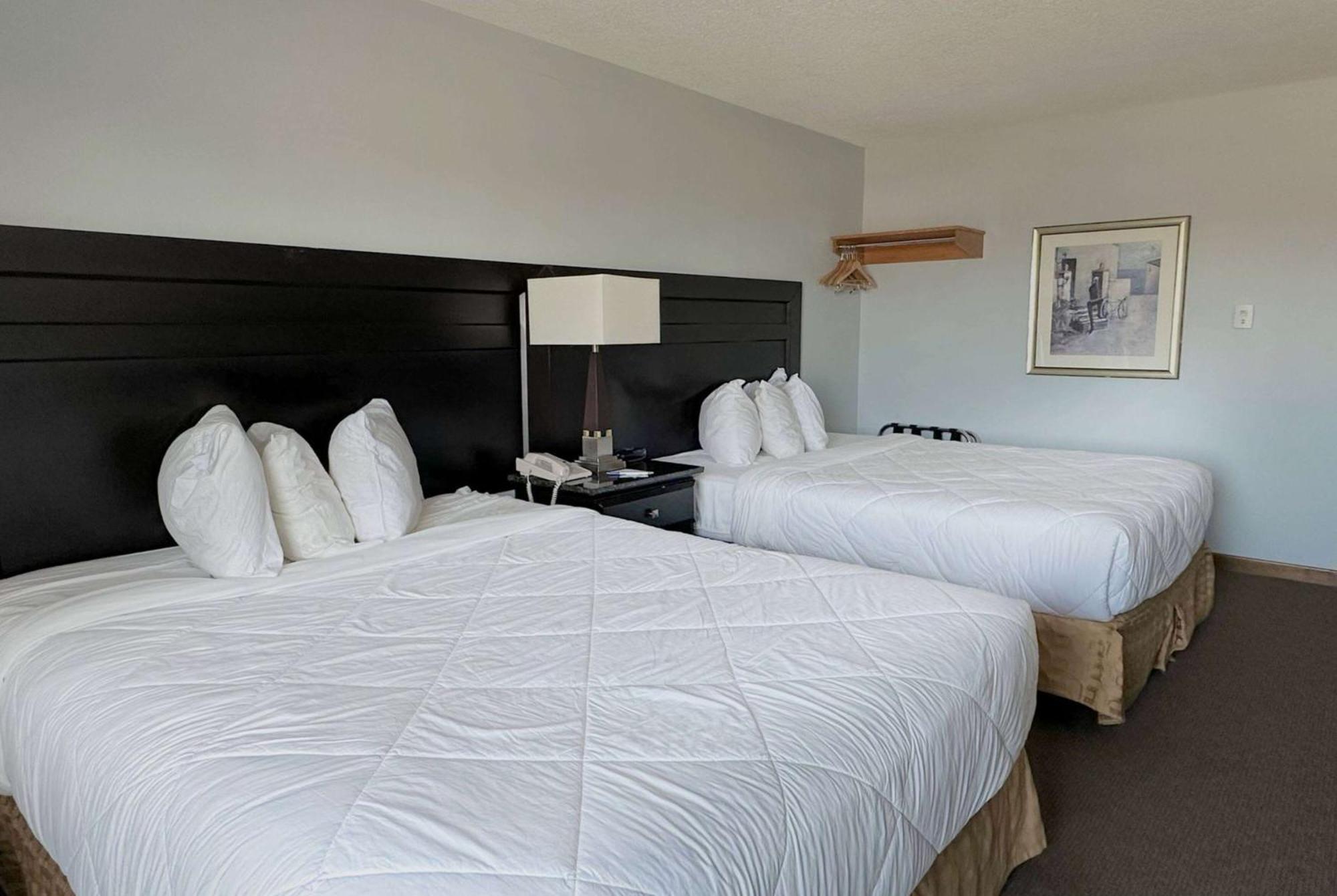 Travelodge By Wyndham Welland Ngoại thất bức ảnh