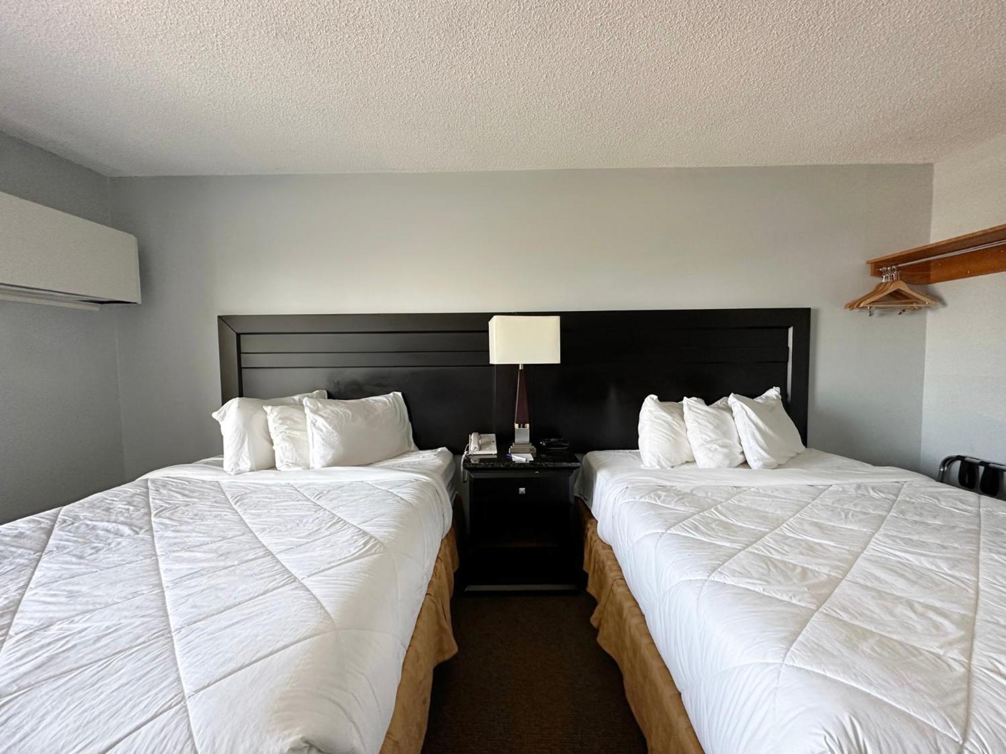 Travelodge By Wyndham Welland Ngoại thất bức ảnh