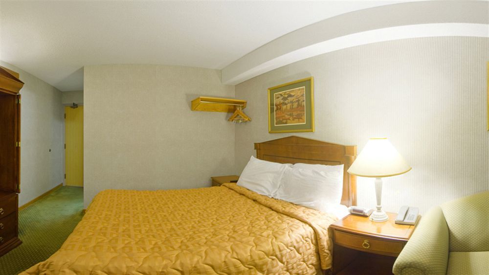 Travelodge By Wyndham Welland Ngoại thất bức ảnh